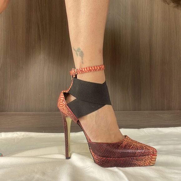 Luichiny snake skin /reddish pattern platform heel - Picture 4 of 8